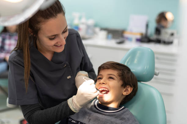 Best Emergency Broken Tooth Repair in Falcon Heights, MN